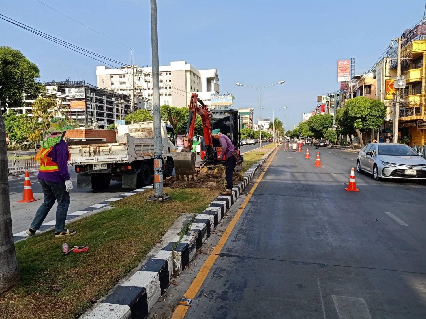 38 - https://แม็คโครให้เช่าชลบุรีบ่อวินระยอง.com | แม็คโครให้เช่าชลบุรีบ่อวินระยอง - บริการให้เช่ารถแม็คโคร พร้อมคนขับ ชลบุรี ระยอง และใกล้เคียง ให้เช่ารถแม็คโคร รายวัน รายเดือน เช่าเหมาแม็คโคร ราคาถูก นัดดูหน้างาน สำรวจพื้นที่ประเมินราคา เสนอราคาให้บริการอย่างมืออาชีพ